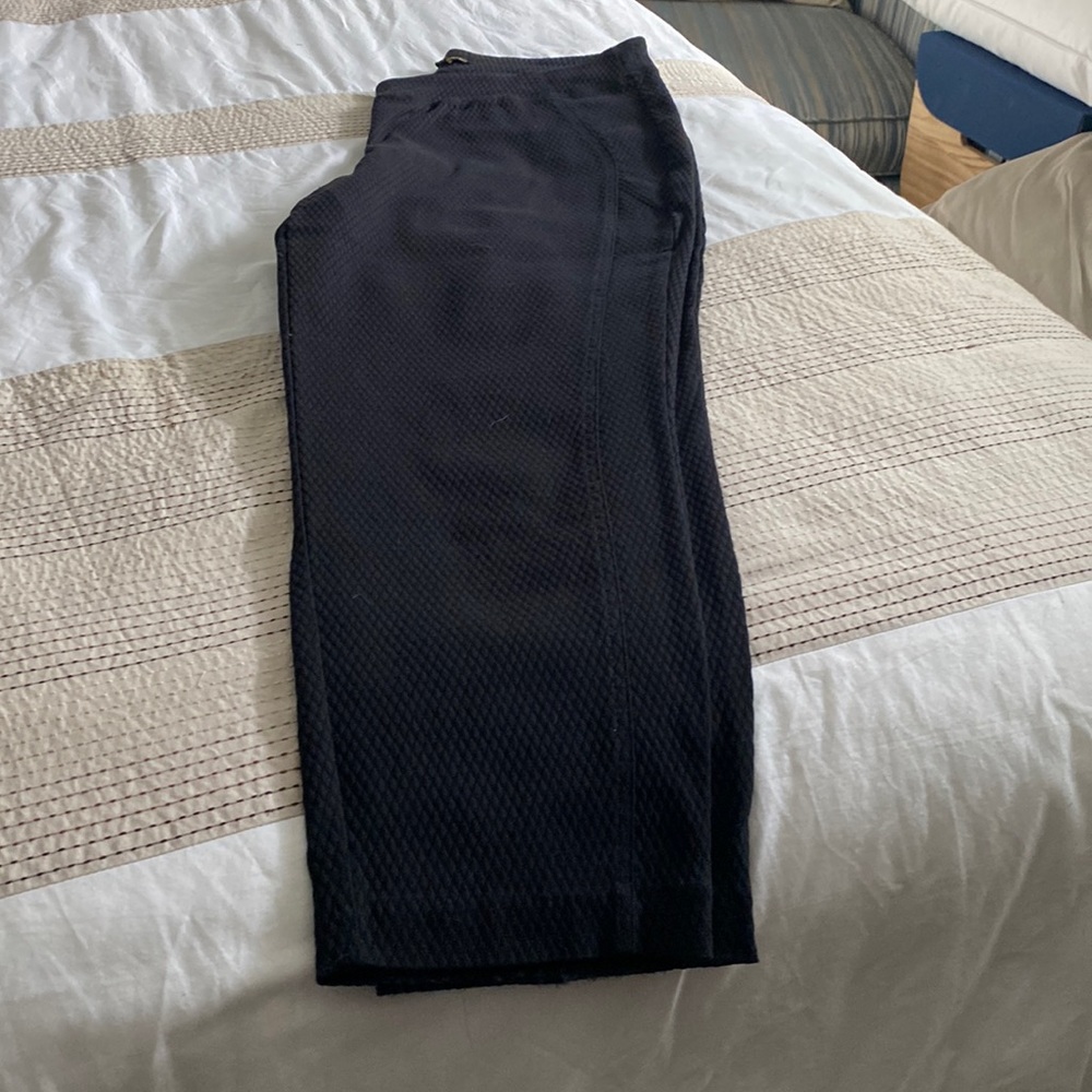 Dalia Size 18 Black Patterned Pants